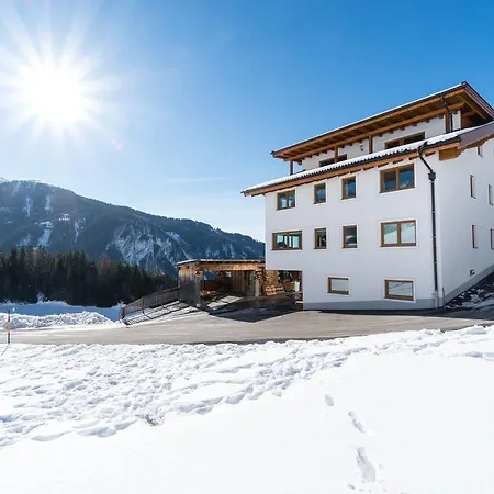 Two-bedroom Apartmentposchhof *
